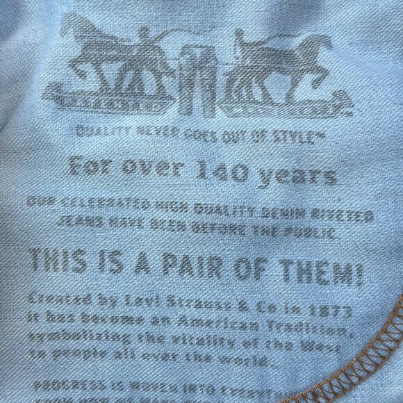 Levi's Men's 550 Relaxed Fit 34 x 34 Jeans - Picture 13 of 16